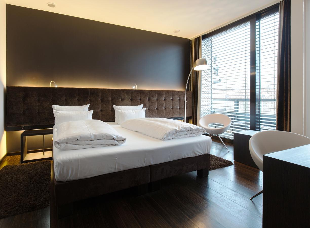 Saks Urban Design 4*